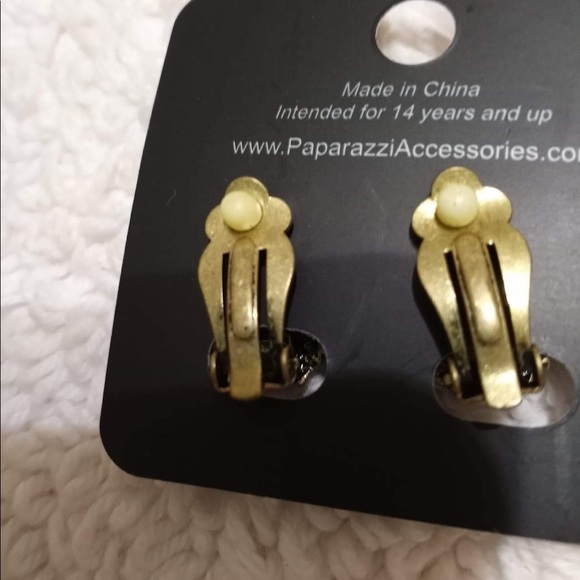 🆕 Clip on earrings - Picture 2 of 2